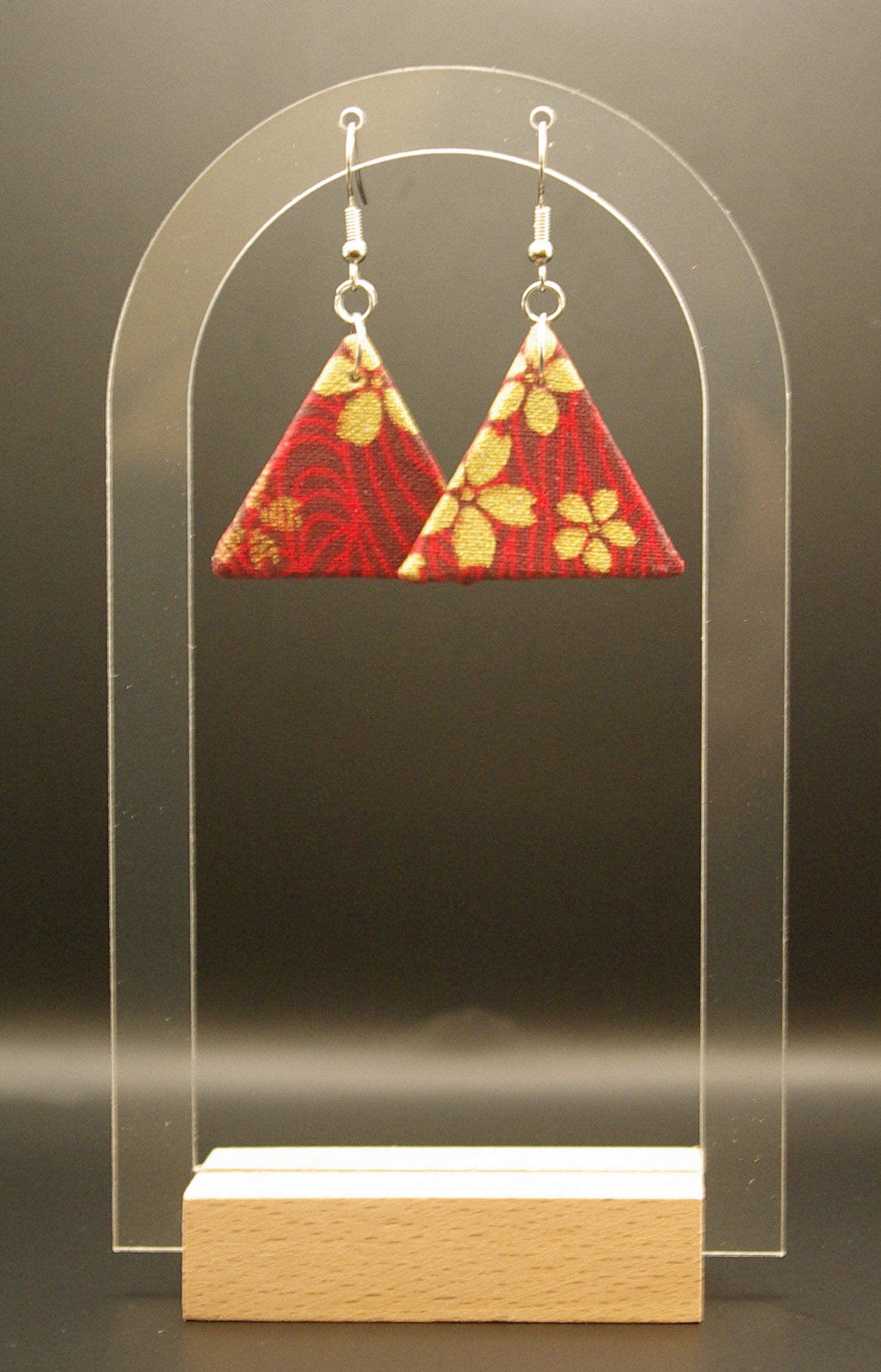 Boucle d'oreille triangle