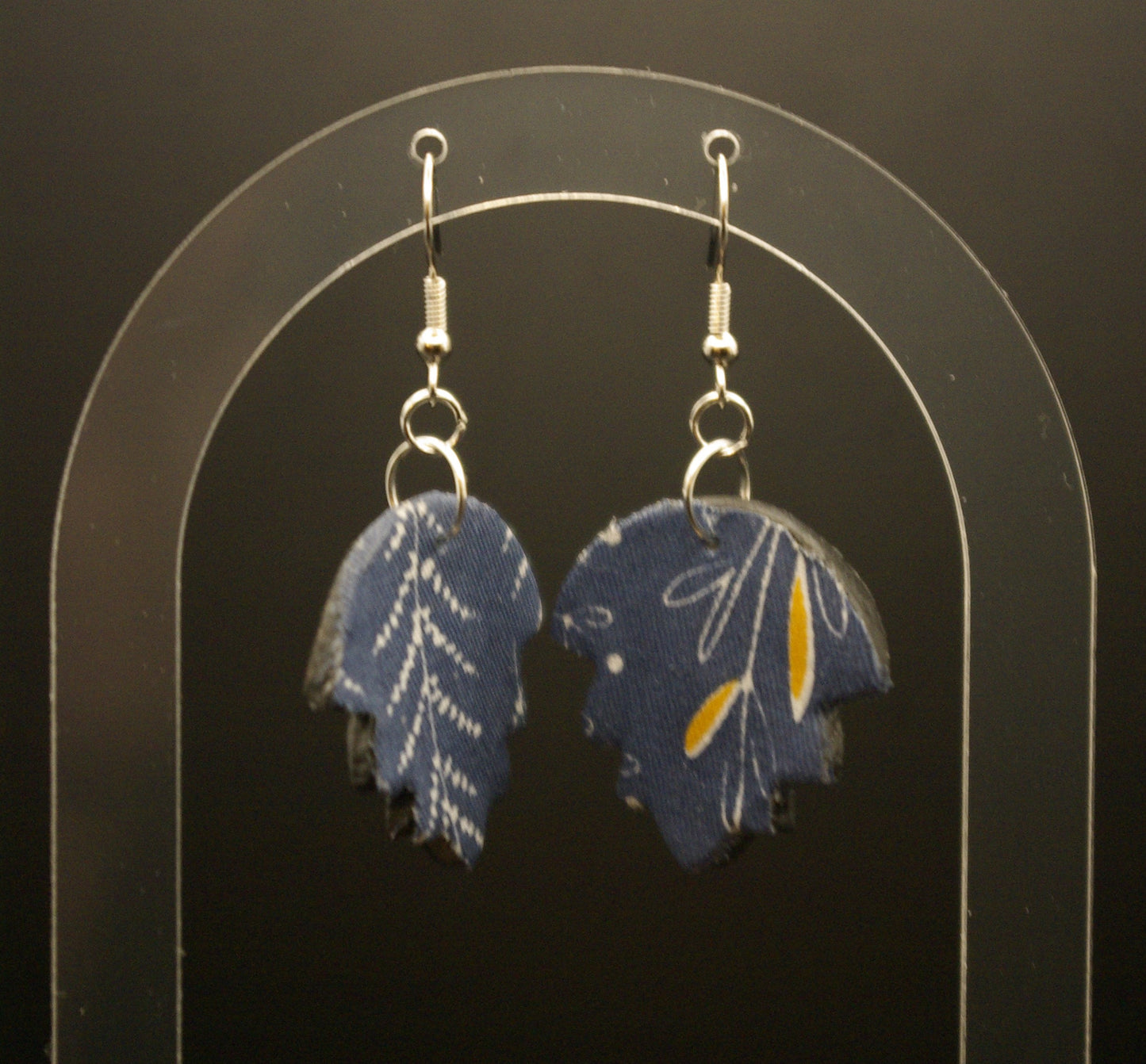 Boucle d'oreille feuille