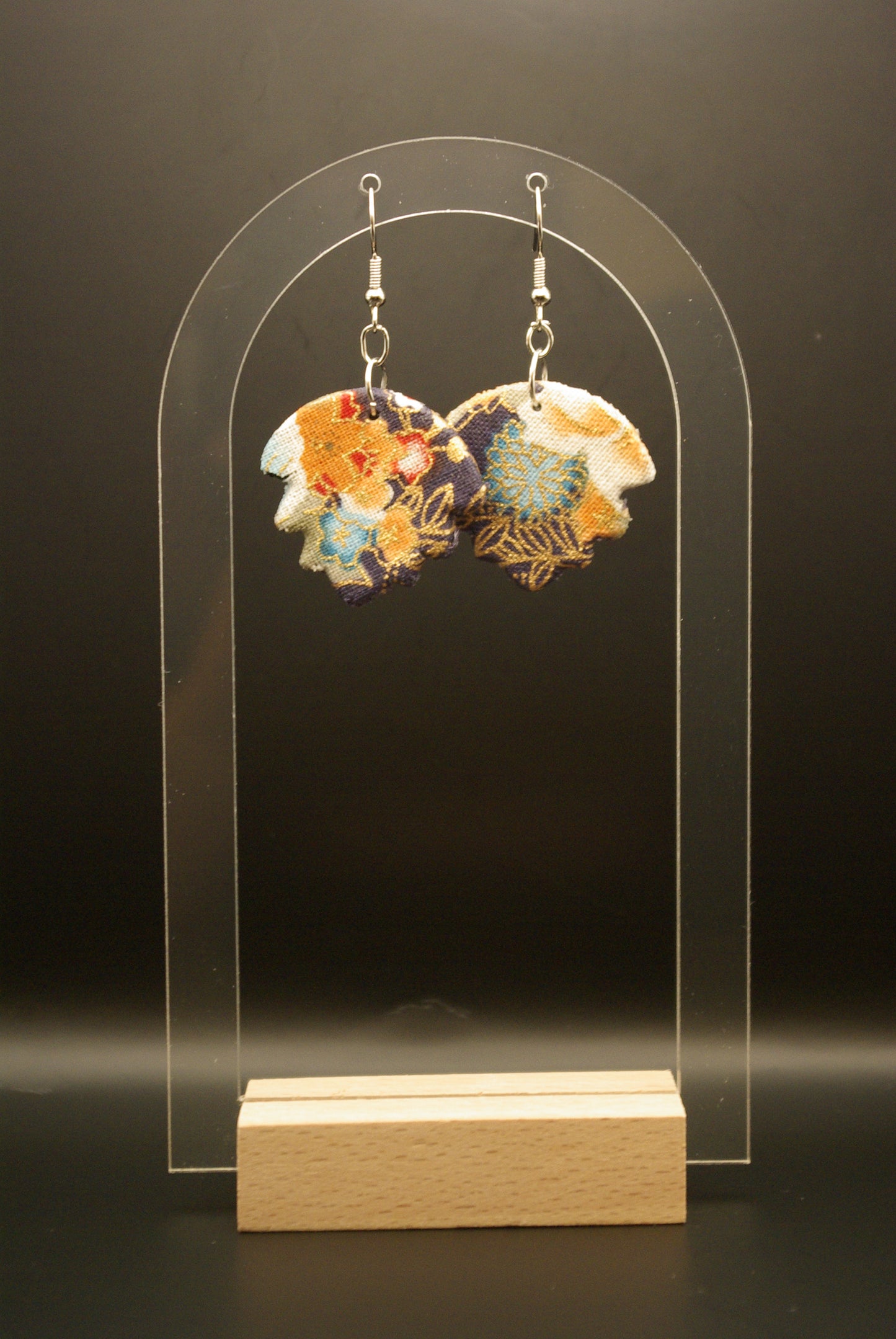 Boucle d'oreille feuille