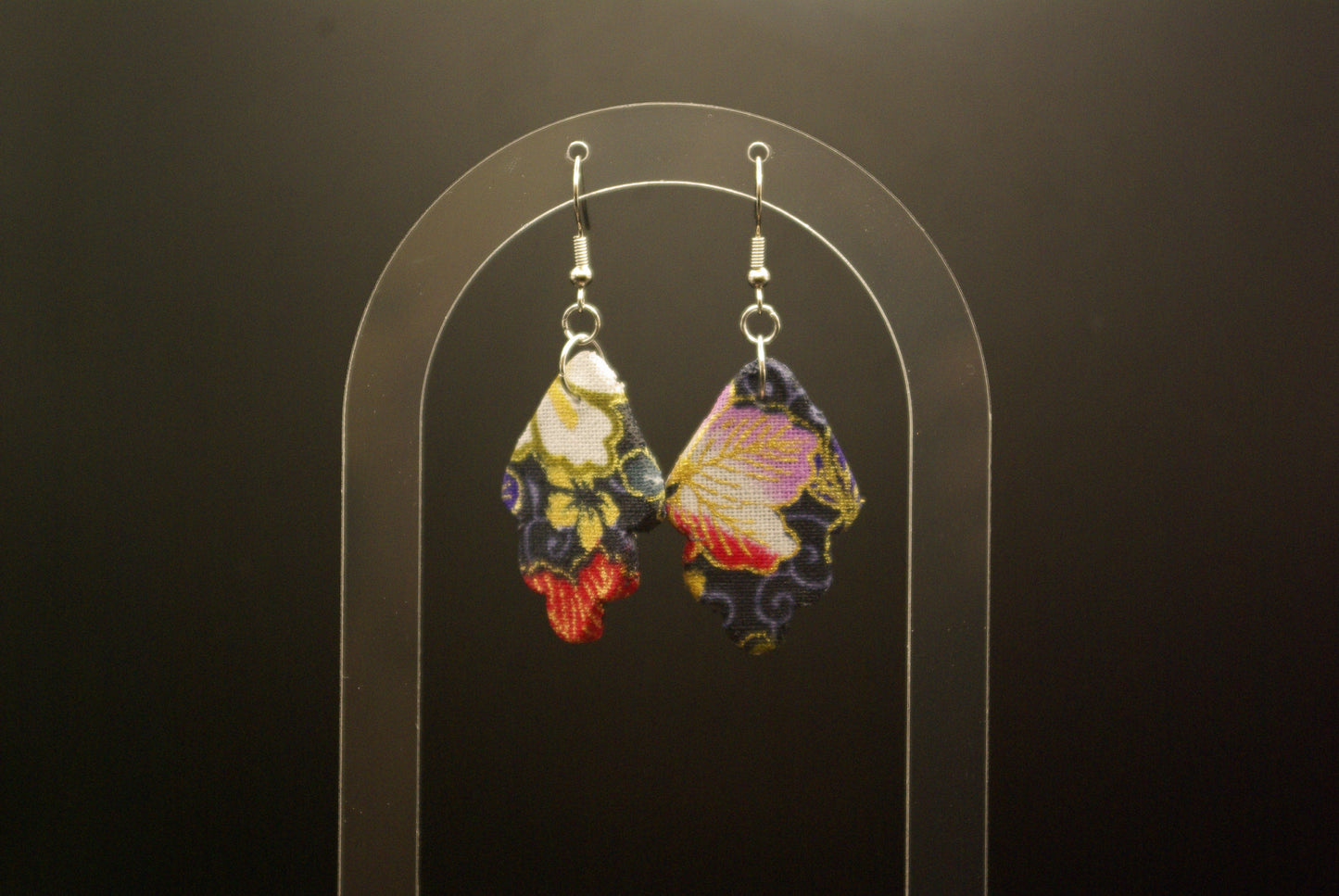 Boucle d'oreille feuille