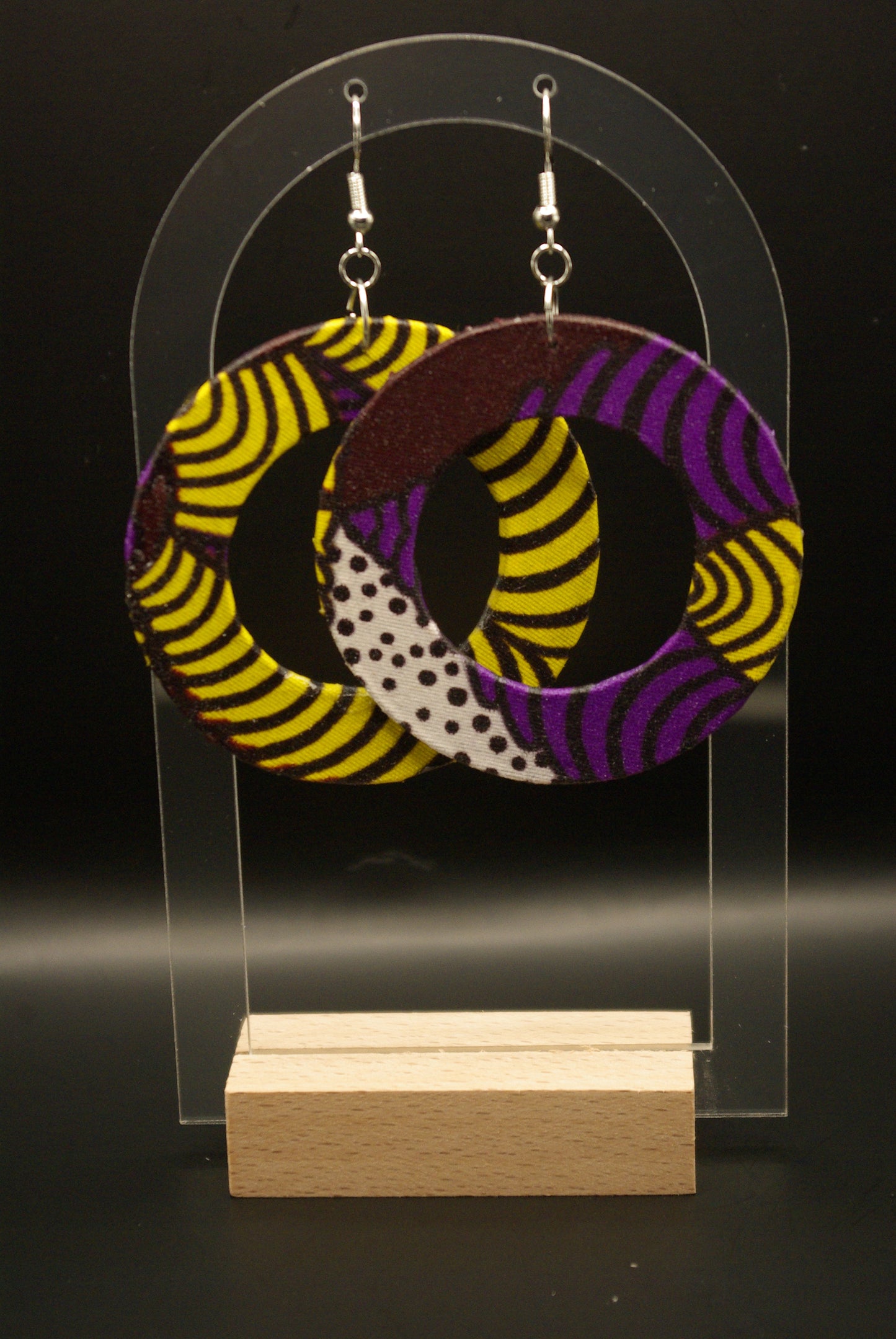 Boucle d'oreille en bois
