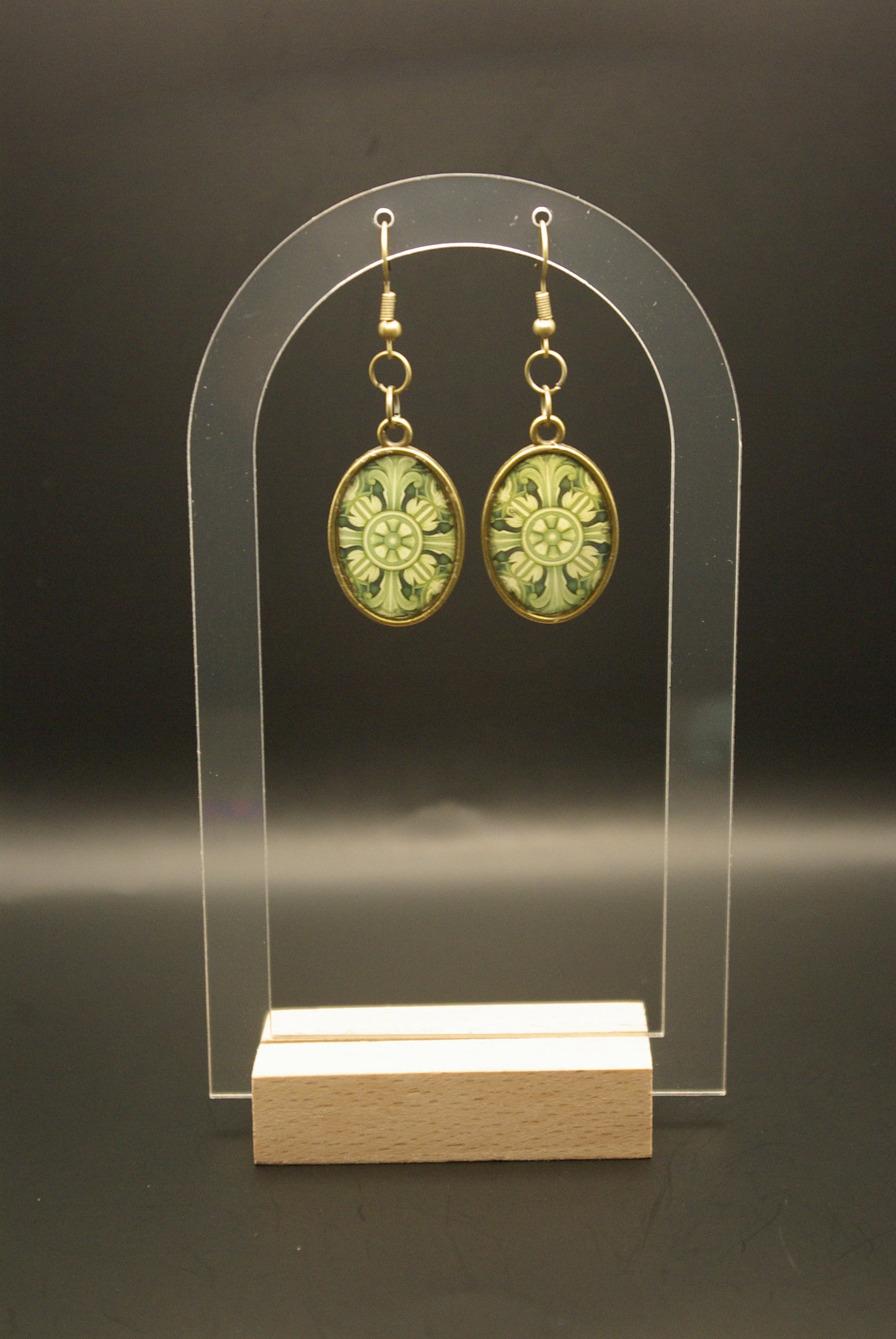 Boucle d'oreille en époxy