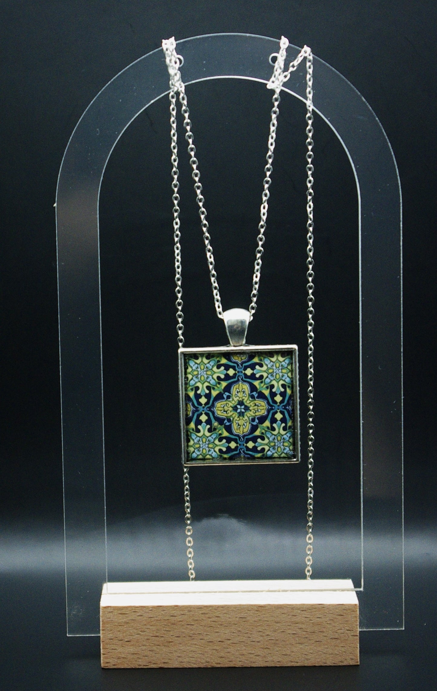 Pendentif en époxy
