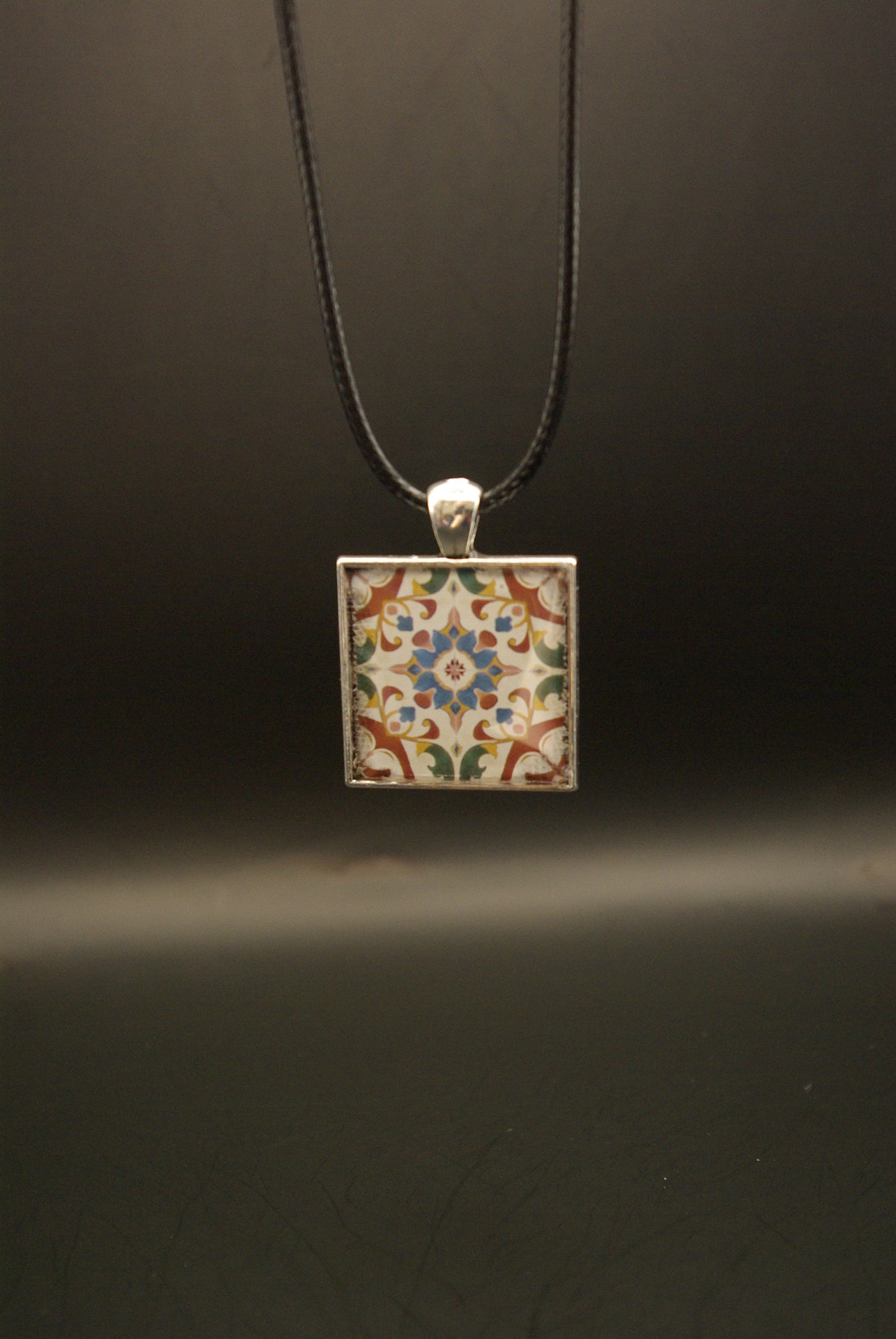 Pendentif en époxy