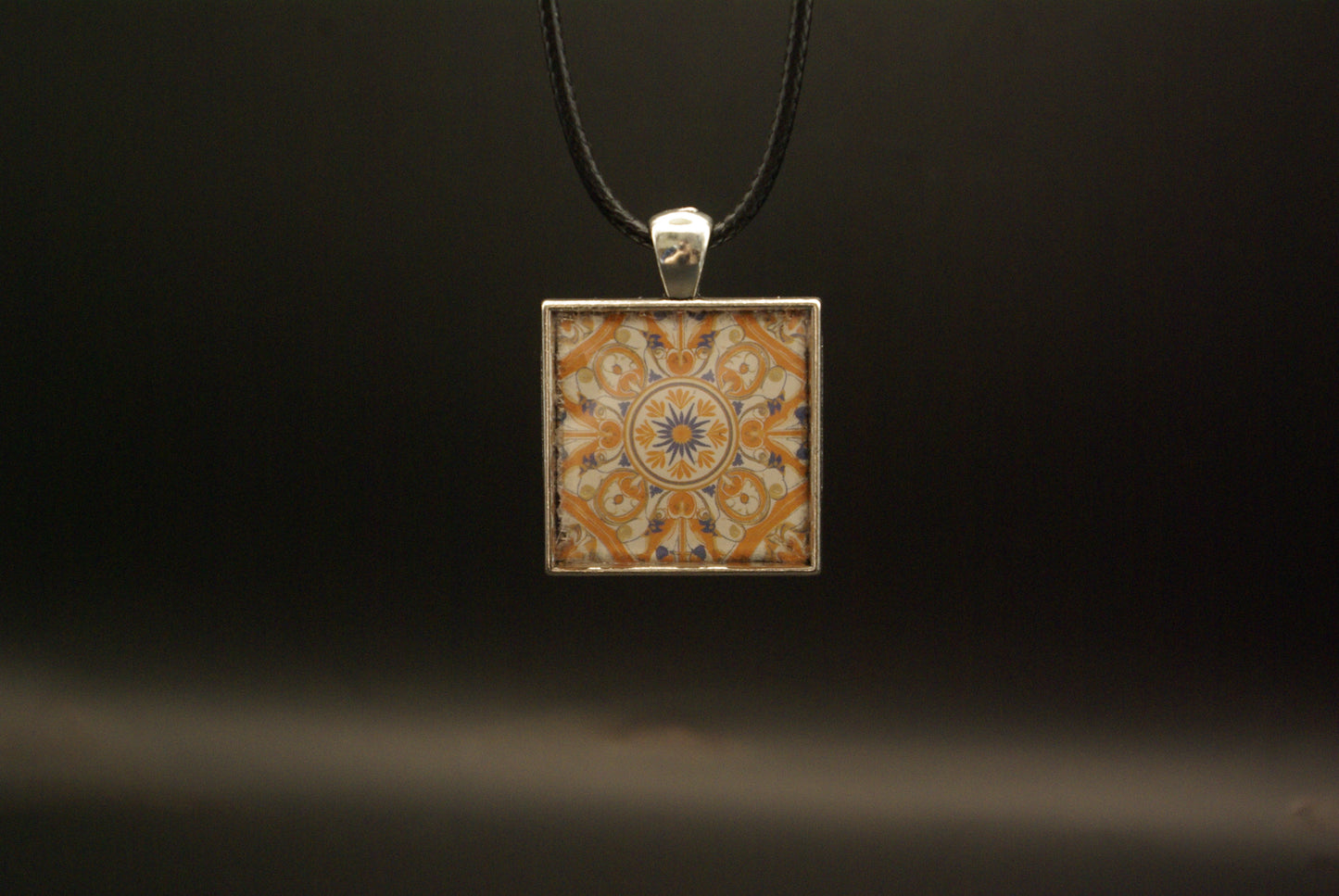 Pendentif en époxy