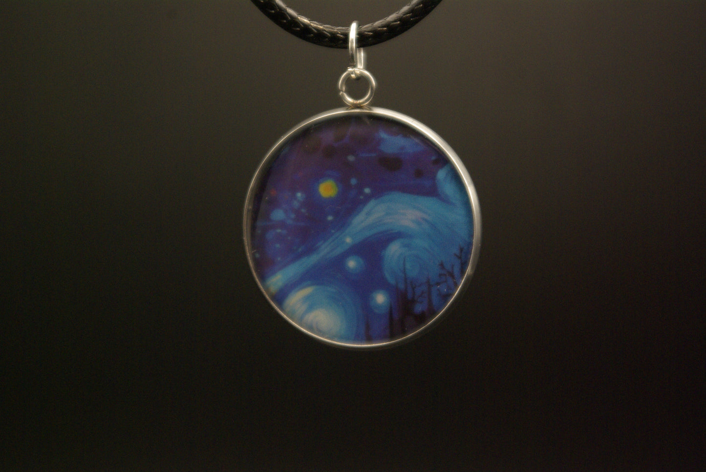 Pendentif en époxy