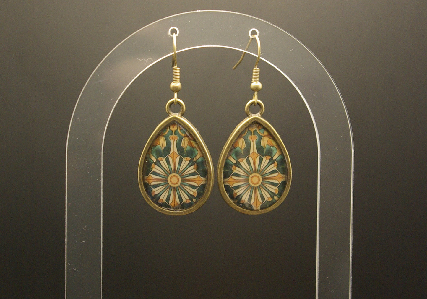 Boucle d'oreille en époxy