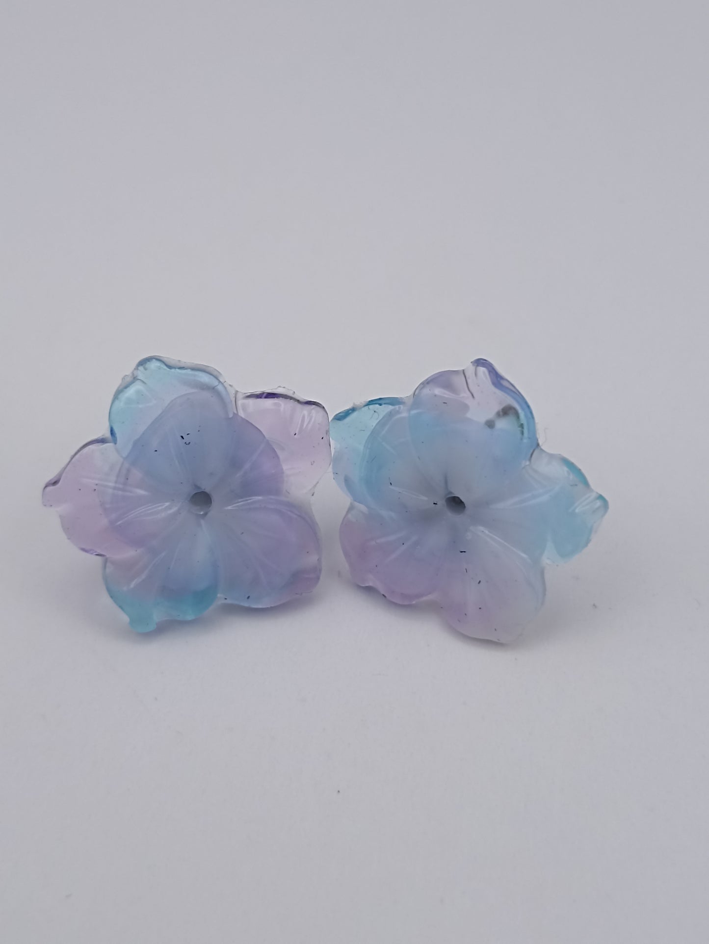 Boucle d'oreille en époxy - clou