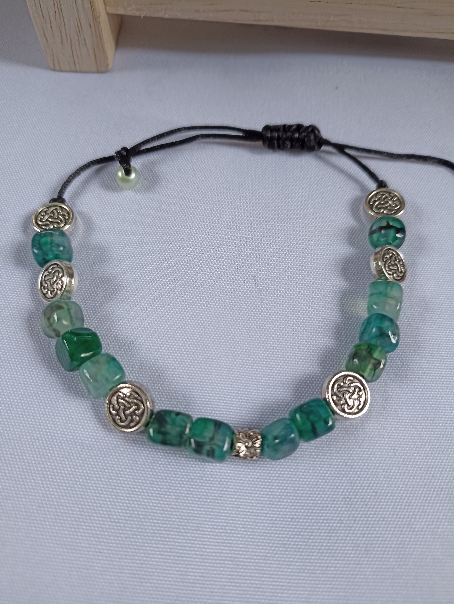 Bracelet en perles de pierres naturelles