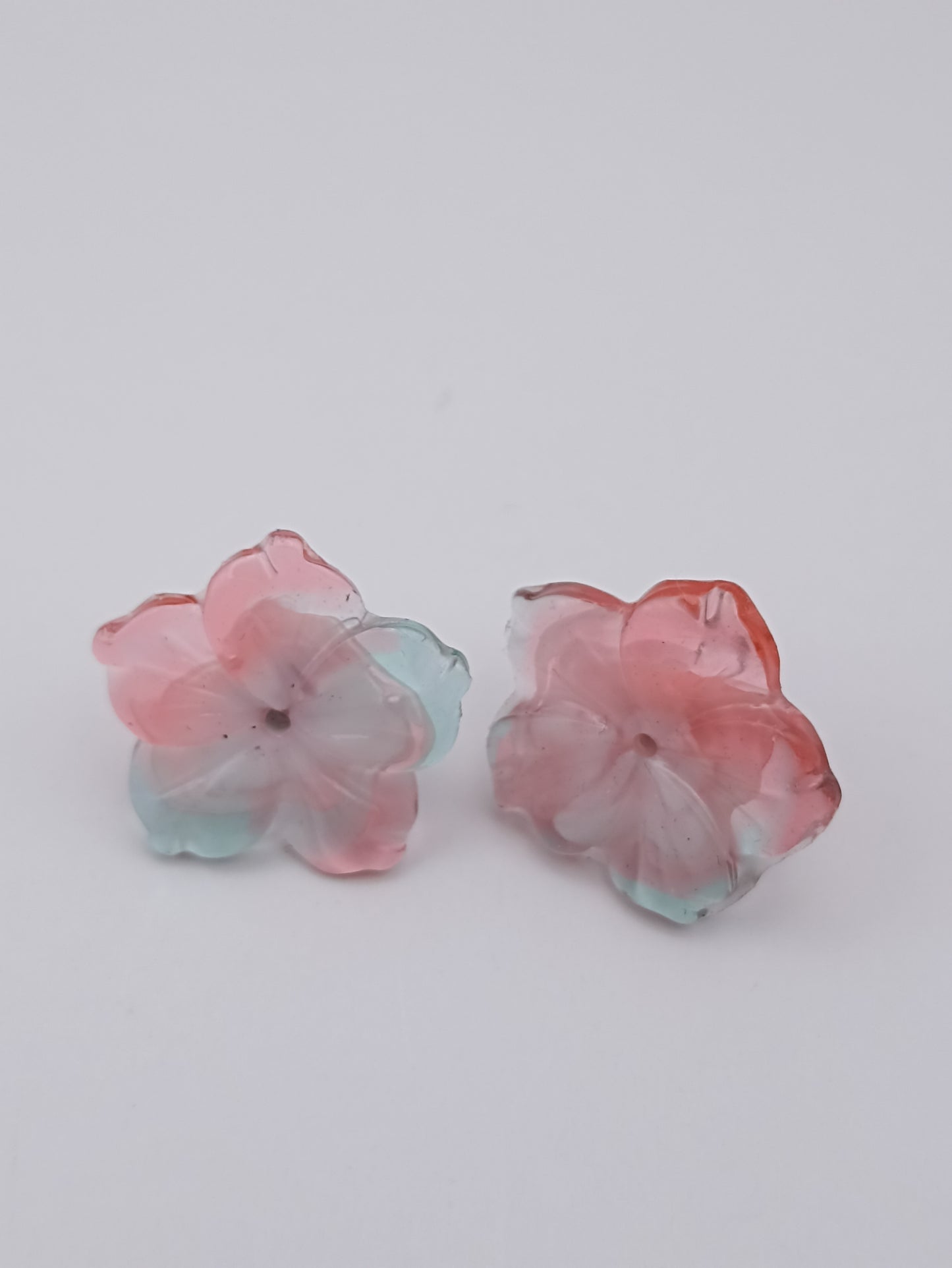 Boucle d'oreille en époxy - clou