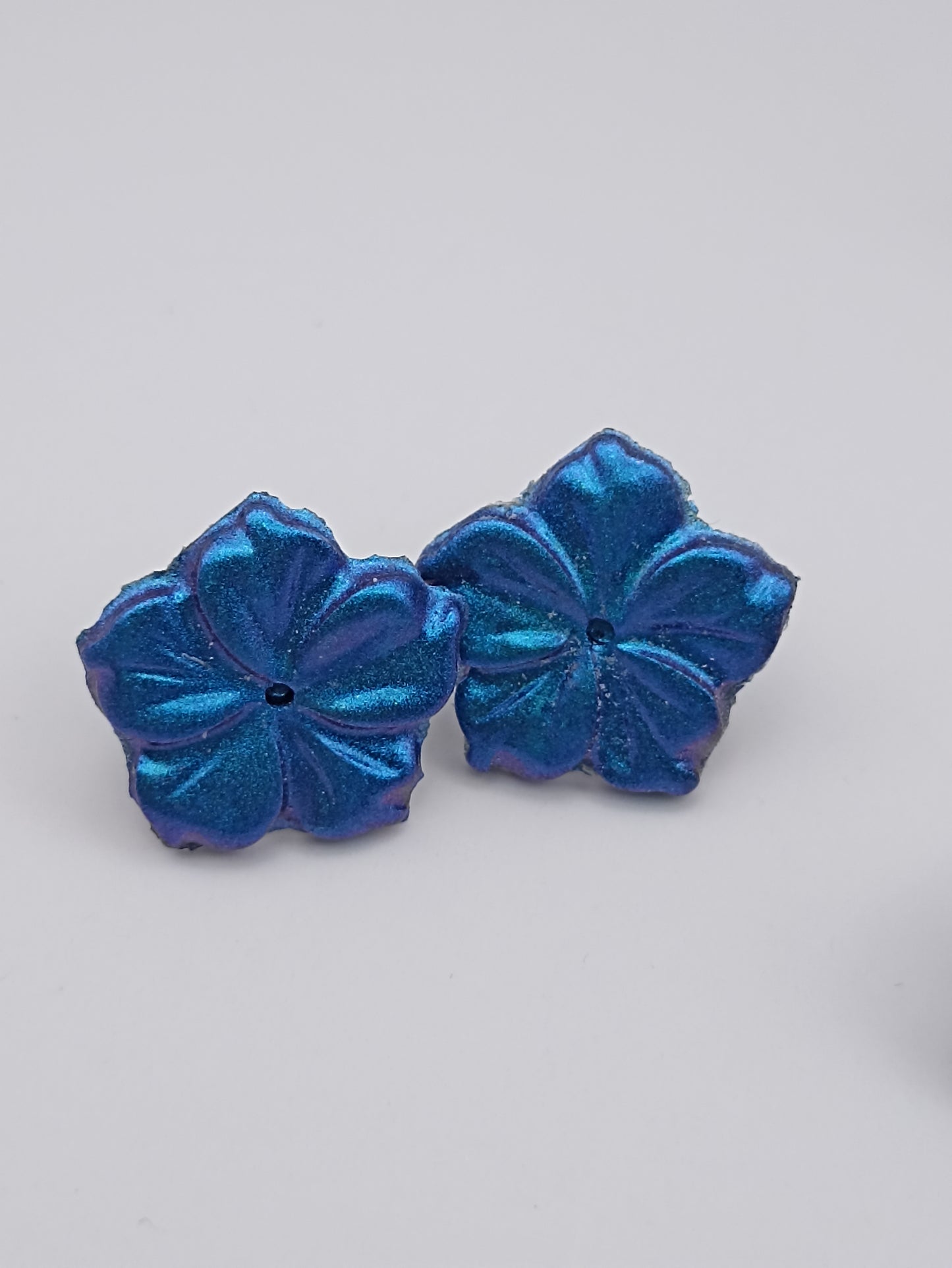Boucle d'oreille en époxy - clou