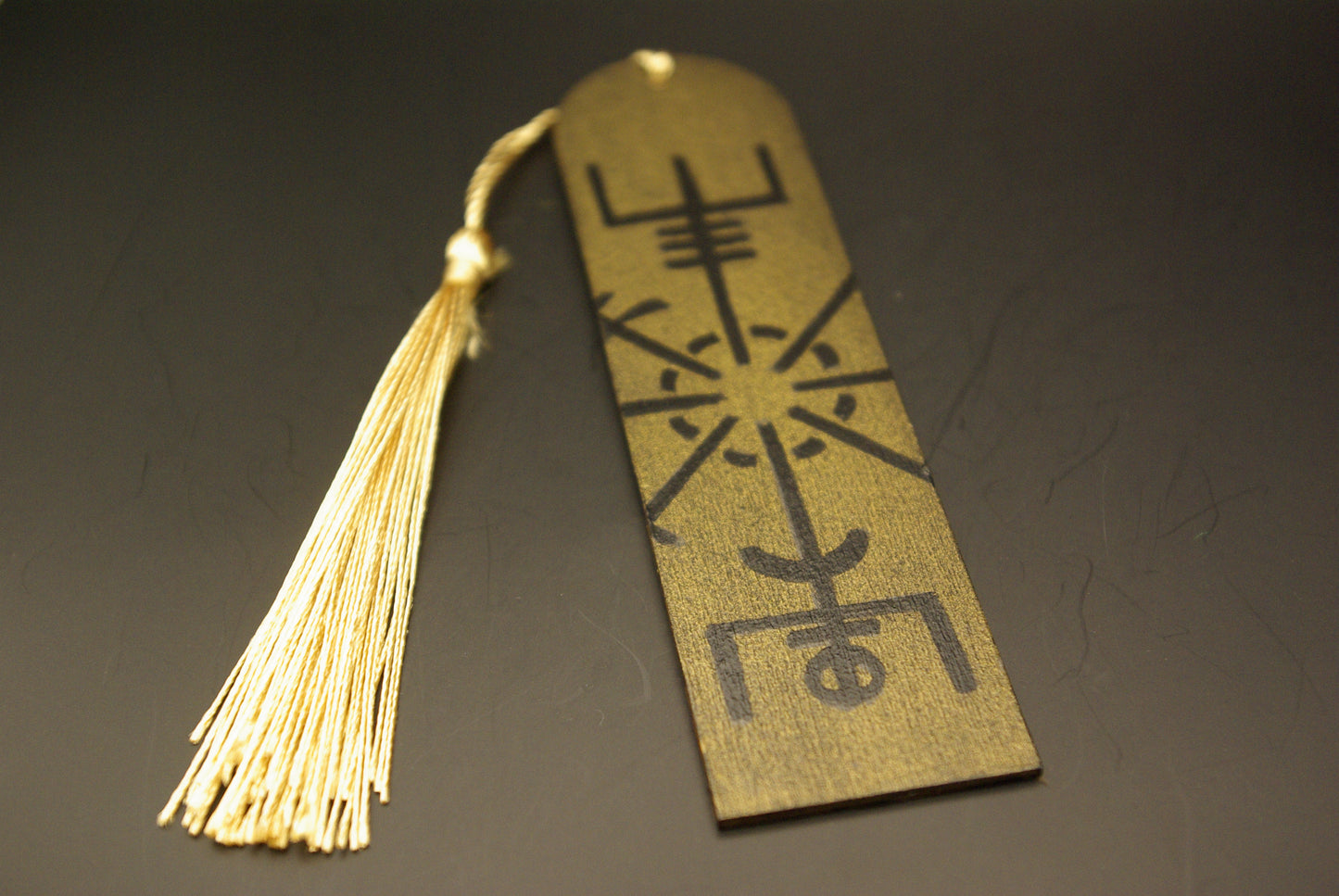Marque Page en bois runes